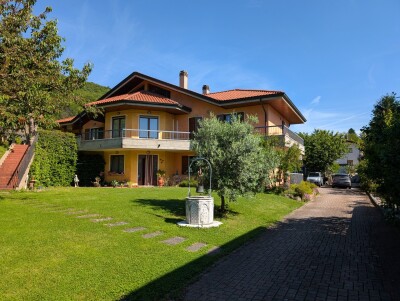 CUASSO AL PIANO, SIGNORILE VILLA CON PARCO