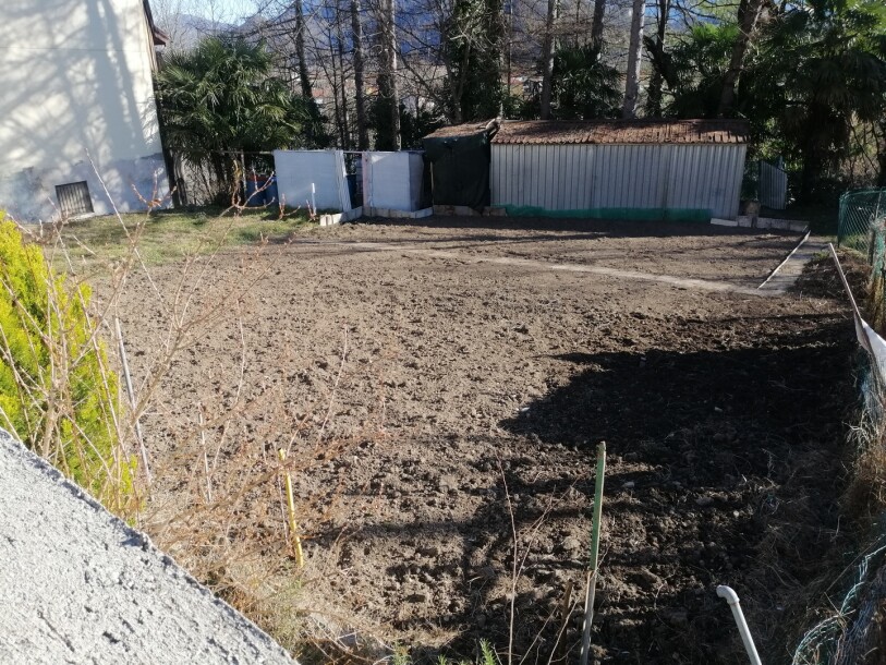 ARCISATE, TERRENO EDIFICABILE-1
