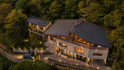 CUASSO AL MONTE, VILLA SINGOLA CON DEPENDANCE E BOSCO PRIVATO