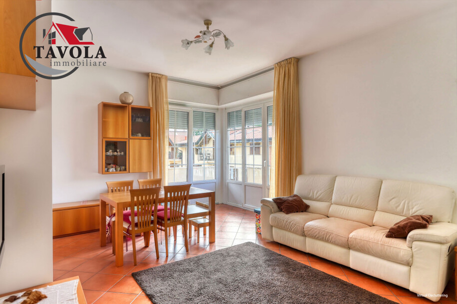 INDUNO OLONA, TRILOCALE CON BOX ED ACCESSORIO-1