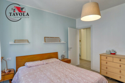 BISUSCHIO, TRILOCALE CON ACCESSORI
