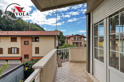 INDUNO OLONA, TRILOCALE CON BOX ED ACCESSORIO
