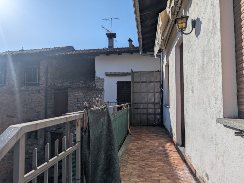 CUASSO AL MONTE, TERRATETTO PLURIFAMILIARE-11