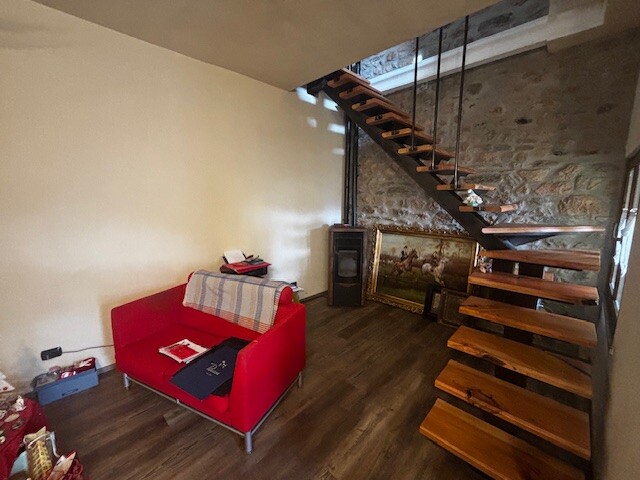 CUASSO AL MONTE, PORZIONE DI CASA RISTRUTTURATA-15