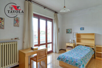 ARCISATE, VILLA CON GIARDINO-14