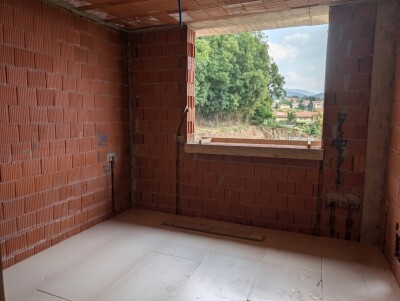 SALTRIO, NUOVE VILLE UNIFAMILIARI