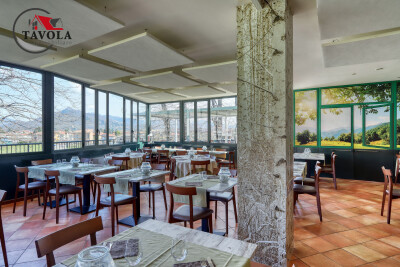 INDUNO OLONA, IMMOBILE COMMERCIALE AD USO RISTORANTE