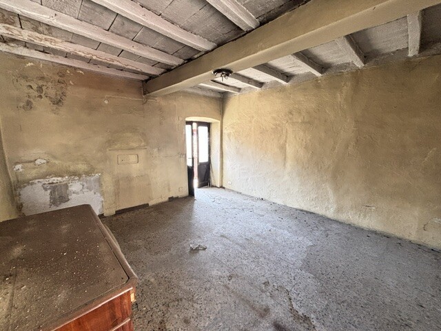 BRENTA, PORZIONE DI CASA TERRA CIELO DA RISTRUTTURARE-16