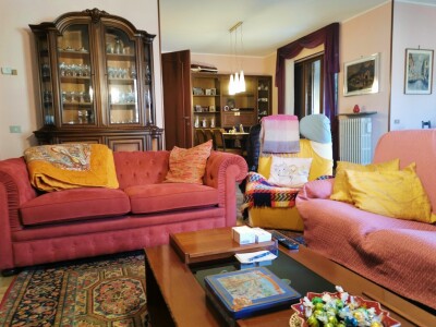 ARCISATE, SIGNORILE VILLA BIFAMILIARE-16