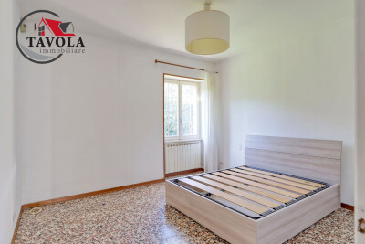 ARCISATE, VILLA BIFAMILIARE