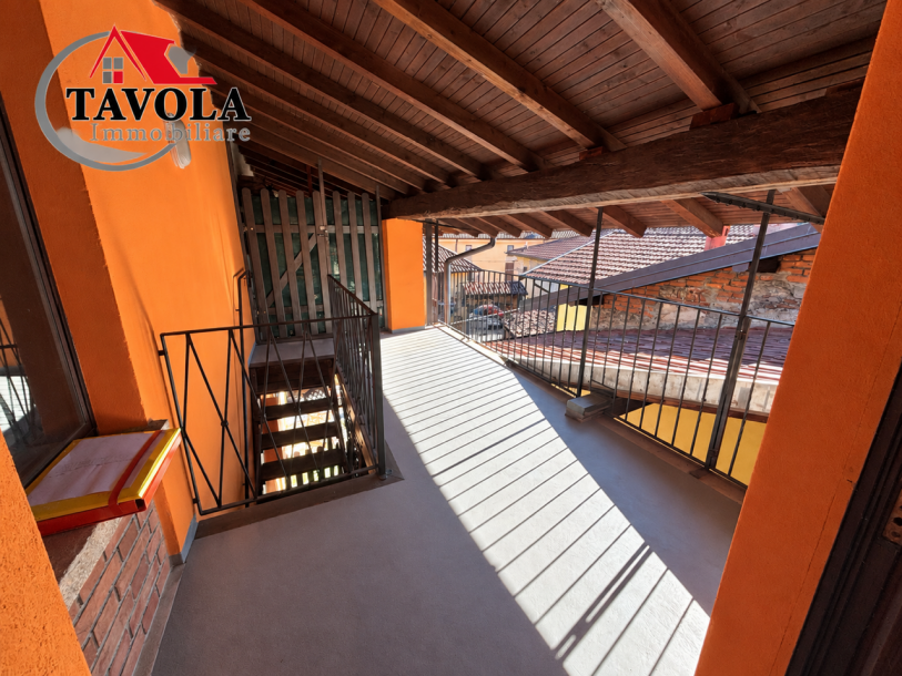 BRENTA, BILOCALE MANSARDATO CON TERRAZZINO COPERTO-17