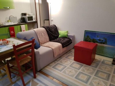 CUASSO AL MONTE, TERRATETTO PLURIFAMILIARE