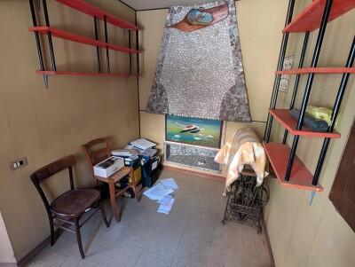 CUASSO AL PIANO, PORZIONE DI CORTE CON BOX