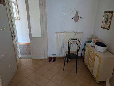CUASSO AL MONTE, CASA INDIPENDENTE CON AMPIA AUTORIMESSA