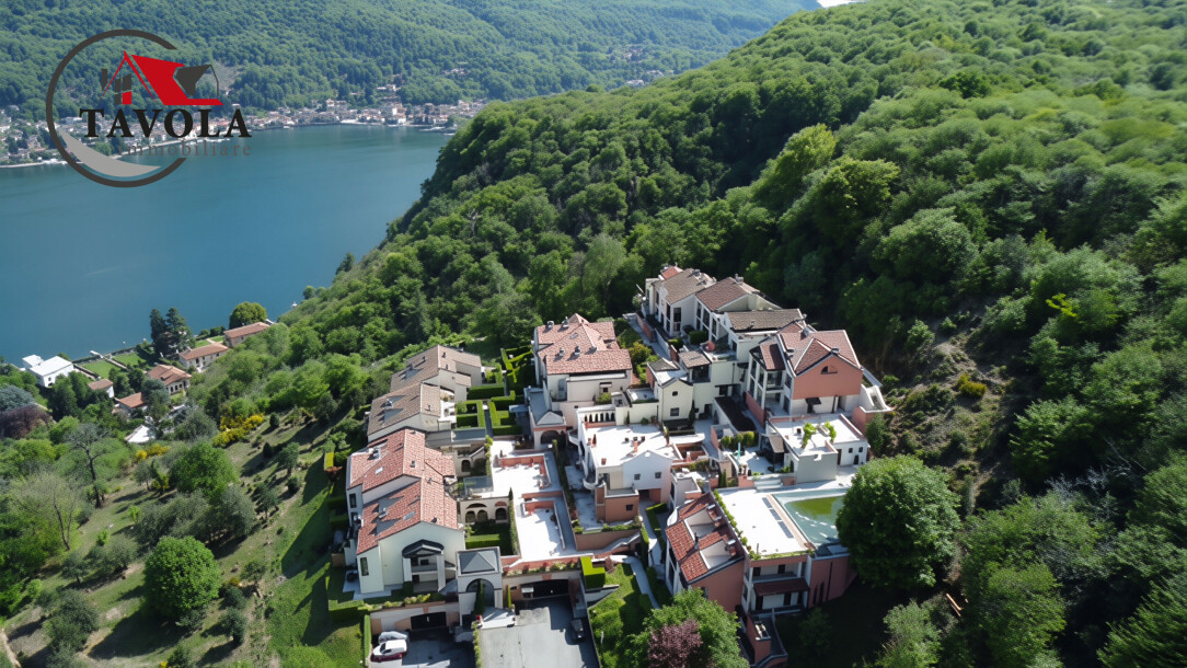 CUASSO AL MONTE, APPARTAMENTO CON PISCINA E VISTA LAGO-3