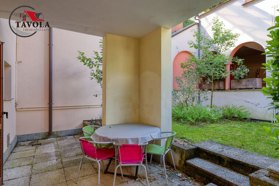 CUASSO AL MONTE, APPARTAMENTO CON PISCINA E VISTA LAGO-23