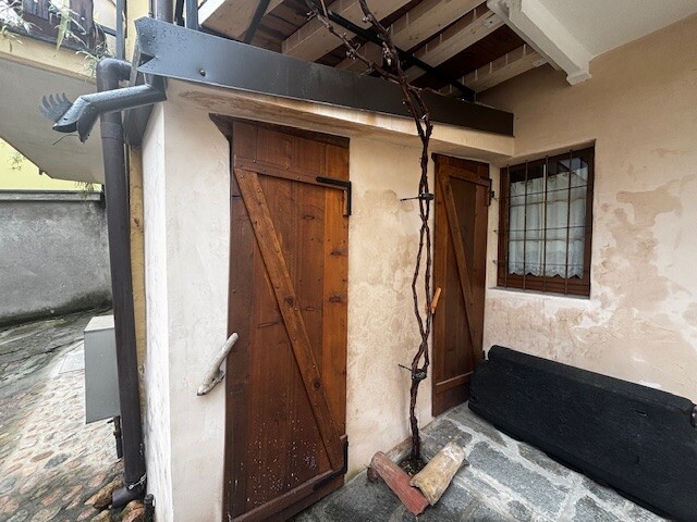 CUASSO AL MONTE, PORZIONE DI CASA RISTRUTTURATA-25