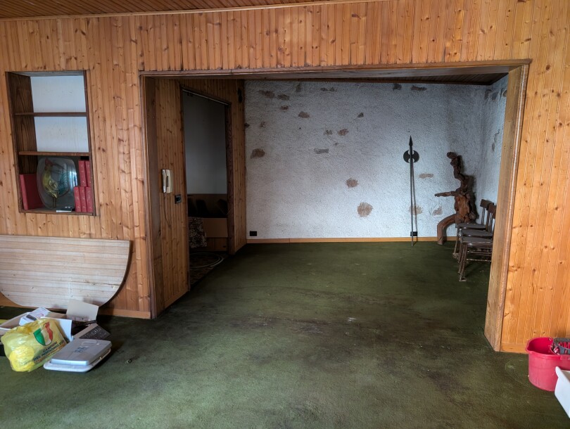 CUASSO AL PIANO, PORZIONE DI CORTE CON BOX-27