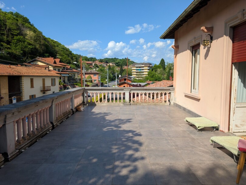 CUASSO AL MONTE, CASA INDIPENDENTE CON AMPIA AUTORIMESSA-22