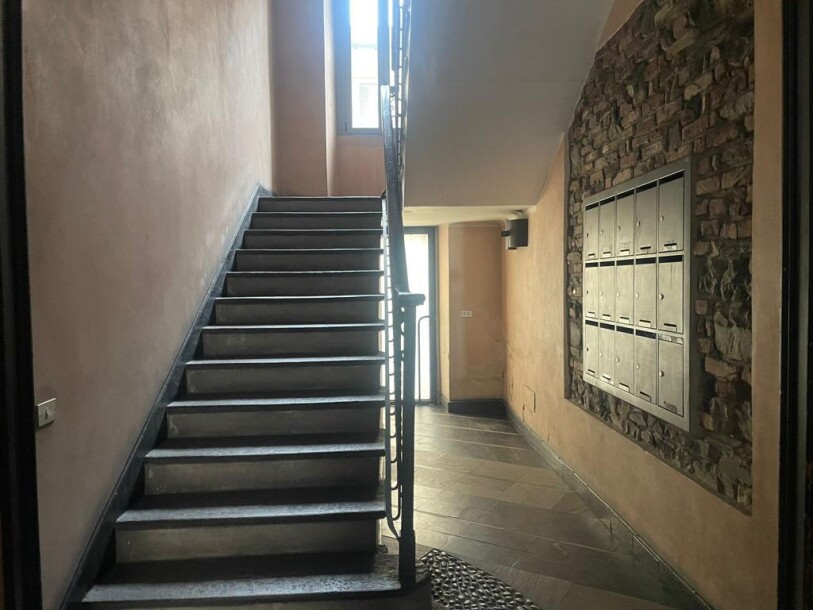 VARESE, BILOCALE CON AMPIO BOX DOPPIO-24