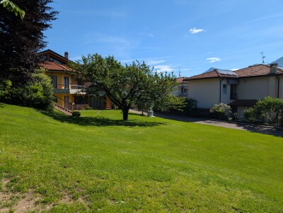 CUASSO AL PIANO, SIGNORILE VILLA CON PARCO