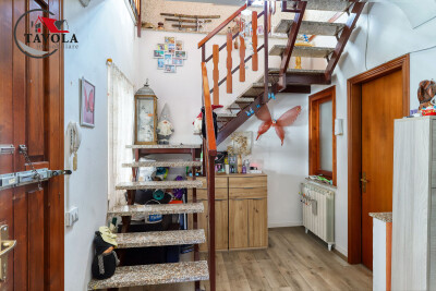 COCQUIO TREVISAGO, CALDANA, APPARTAMENTO CON TERRAZZO E BOX