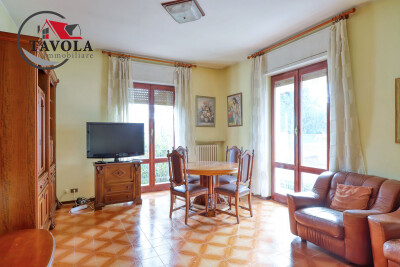 ARCISATE, VILLA CON GIARDINO-3