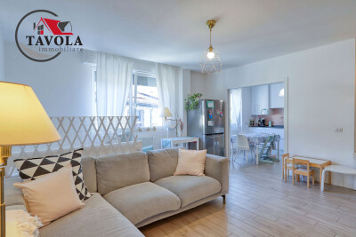 BISUSCHIO, TRILOCALE CON ACCESSORI