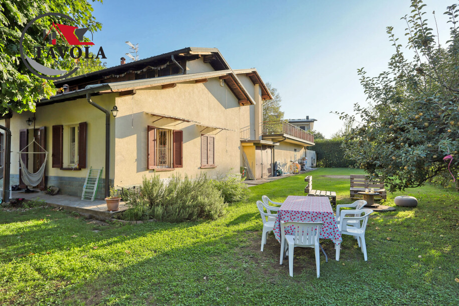ARCISATE, VILLA BIFAMILIARE-31