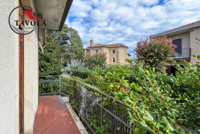 ARCISATE, VILLA CON GIARDINO-30