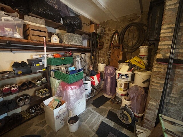 CUASSO AL MONTE, PORZIONE DI CASA RISTRUTTURATA-33