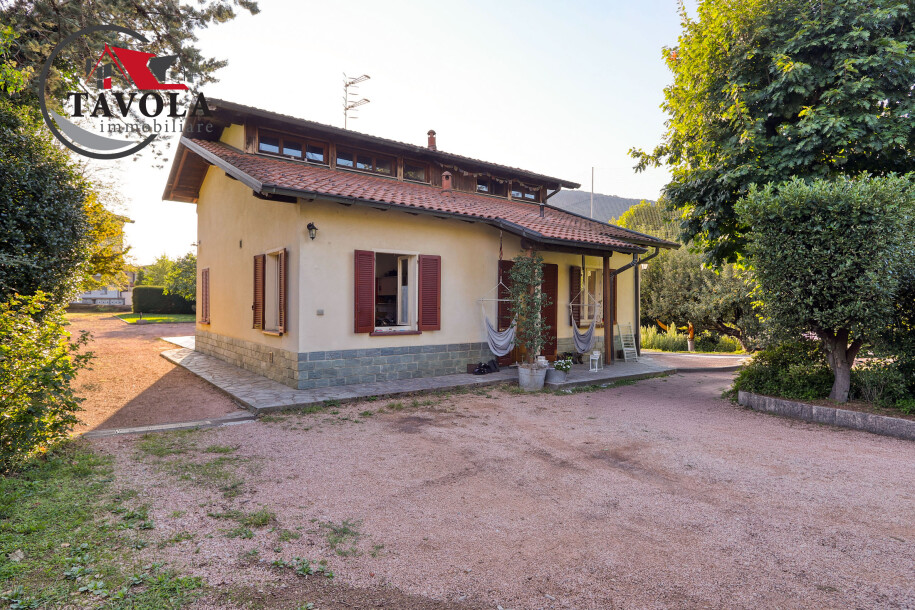 ARCISATE, VILLA BIFAMILIARE-36