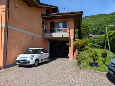 CUASSO AL PIANO, SIGNORILE VILLA CON PARCO