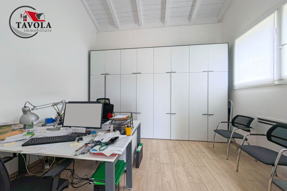 ARCISATE, FABBRICATO PLURIFUNZIONALE-4