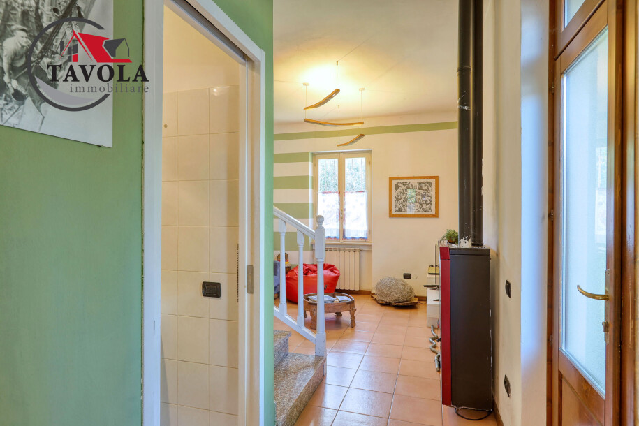 ARCISATE, VILLA BIFAMILIARE-4