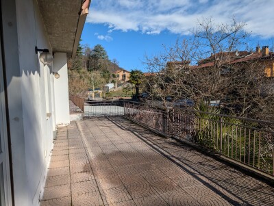 ARCISATE, BRENNO USERIA, BILOCALE CON TERRAZZA