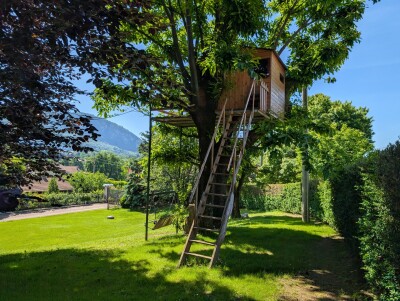 CUASSO AL PIANO, SIGNORILE VILLA CON PARCO
