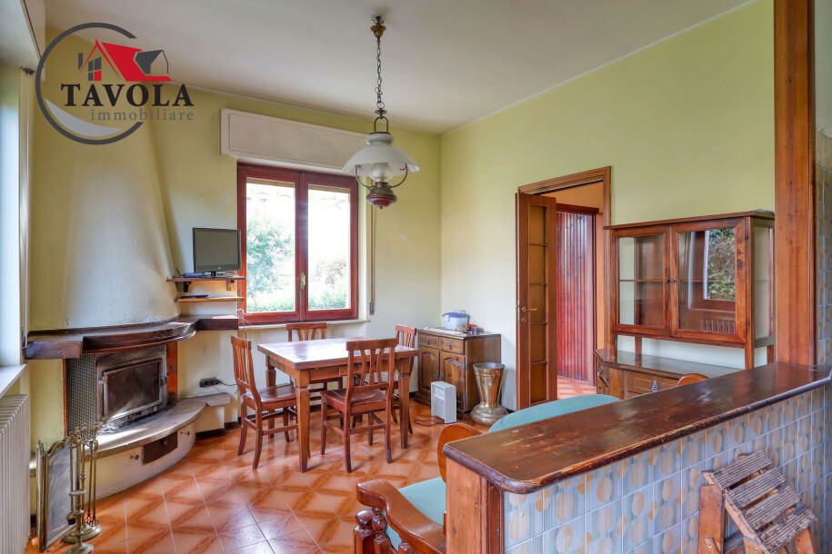 ARCISATE, VILLA CON GIARDINO-9
