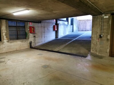 VARESE, AUTORIMESSA 48 MQ